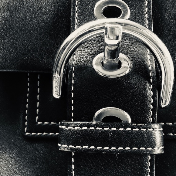 ‼️SOLD‼️ 90’s COACH PURSE IN EXCELLENT CONDITION - Picture 8 of 16